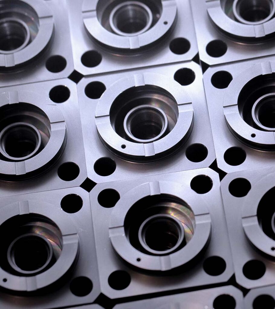 Ossidazione anodica naturale dell'alluminio lega 6000