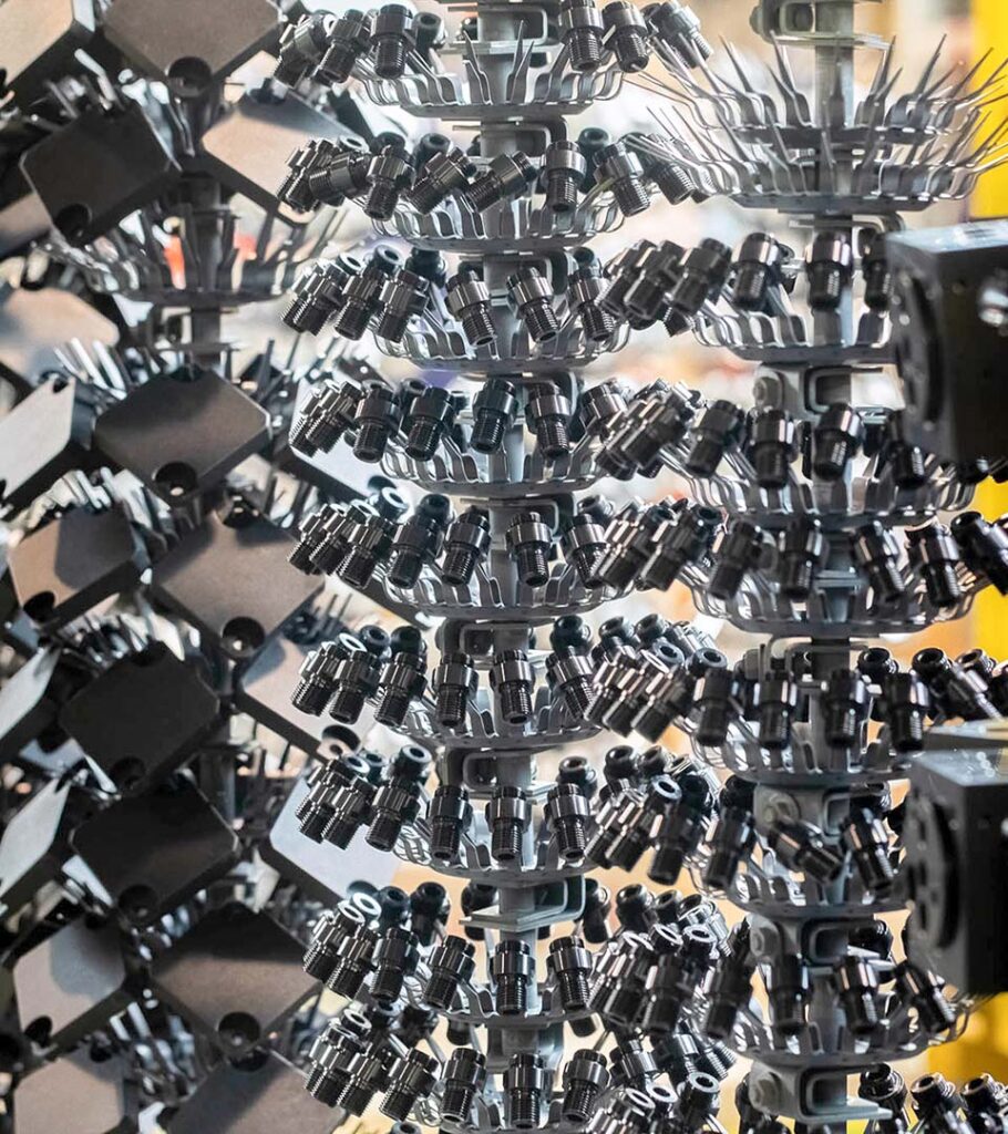 Ossidazione anodica naturale dell'alluminio lega 2000